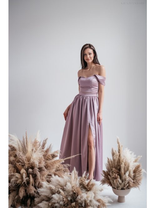 Alkalmi szetteket kiegészítő mályva színű szatén crop top.