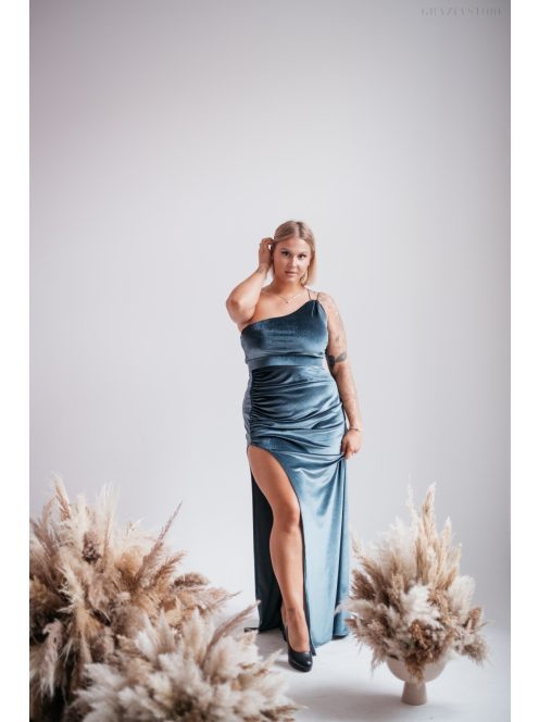 szürkéskék bársony maxi ruha aszimmetrikus felsőrésszel