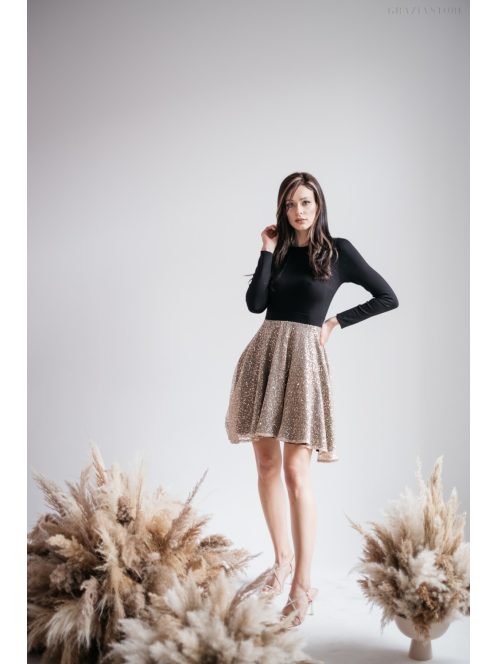 Leila - hosszú ujjú mini ruha csillámos körszoknyával 