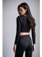 Egyszerű és elegáns hosszú ujjú, fekete crop-top.