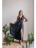 Kifinomult Stílusú Fekete Színű Maxi Ruha Átlapolt Mellrésszel Tüll Ujjakkal.