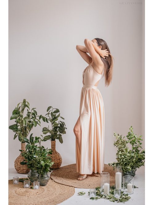 Lidia - különleges maxi ruha make-up színben 