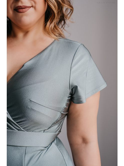 Zóra ujjakkal – átlapolt mellrészű maxi ruha rövid ujjakkal foresty zöld színű elasztikus anyagból 