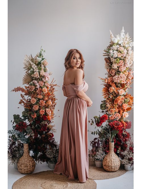 Rebeka - coffee-cream színű elasztikus anyagú crop top