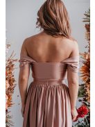 Romantikus, elasztikus anyagú crop top coffee-cream színben. 