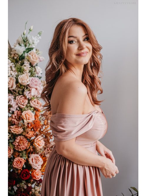 Rebeka - coffee-cream színű elasztikus anyagú crop top