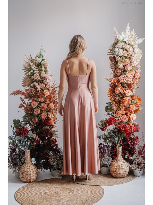 Sophie – Vékony pántos, szív kivágású maxi ruha coffee-cream színben