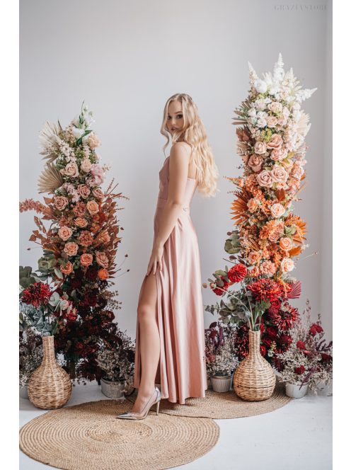 Sophie – Vékony pántos, szív kivágású maxi ruha coffee-cream színben