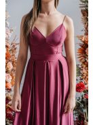 V-kivágású alkalmi ruha spagetti pántokkal bolero színben.