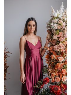   Zenina – V-kivágású maxi ruha spagetti pántokkal bolero színben 