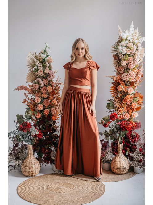 Rebeka – dattero színű elasztikus anyagú crop top