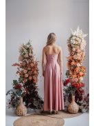 Légy az alkalmak sztárja ebben a különleges mályva maxi ruhában!