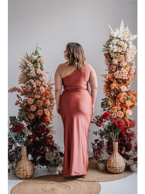 Lili - kenya színű csavart elejű szűk fazonú maxi ruha 