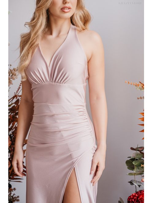 Szabina – V-kivágású szűk fazonú púder színű ruha elasztikus anyagból 