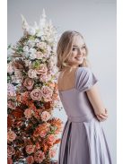 Inez – ráncolt felsőrészű, romantikus ujjú alchimia színű maxi ruha 