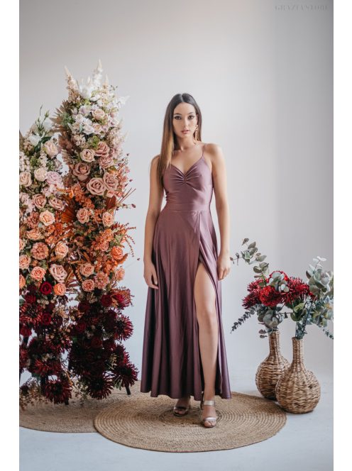 Gitta – supernatural maxi különleges hátmegoldással