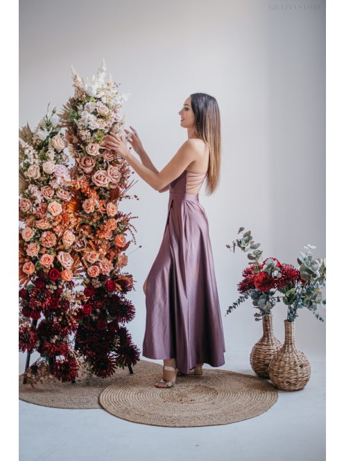 Gitta – supernatural maxi különleges hátmegoldással 