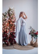 Scarlett - különleges maxi ruha keresztezett hátrésszel filigrana színben