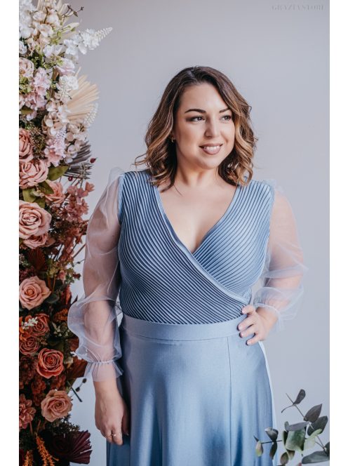 Polli - átlapolt, bordázott mellrészű riva színű maxi ruha tüll ujjakkal