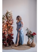 Polli - átlapolt, bordázott mellrészű riva színű maxi ruha tüll ujjakkal