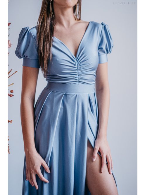 Enyhén puffos ujjú ráncolt dekoltázsú maxi ruha riva színben.