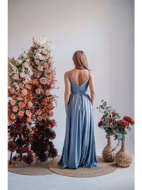 Zenina – V-kivágású maxi ruha spagetti pántokkal riva színben 