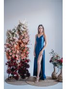 Antónia – Vékony pántos átlapolós ruha aszimmetrikus szoknyával isola színben