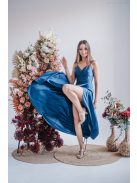 Antónia – Vékony pántos átlapolós ruha aszimmetrikus szoknyával isola színben