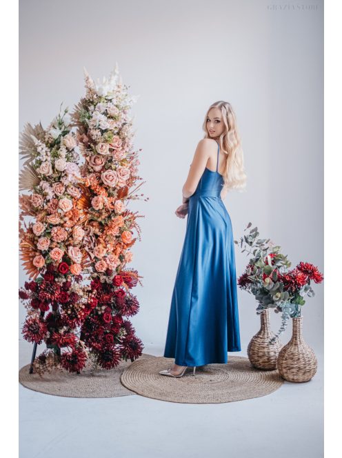 Sophie – Vékony pántos, szív kivágású maxi ruha isola színben