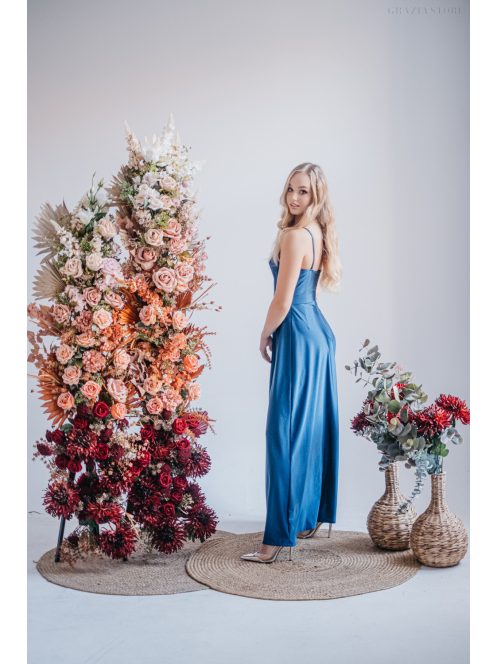 Sophie – Vékony pántos, szív kivágású maxi ruha isola színben