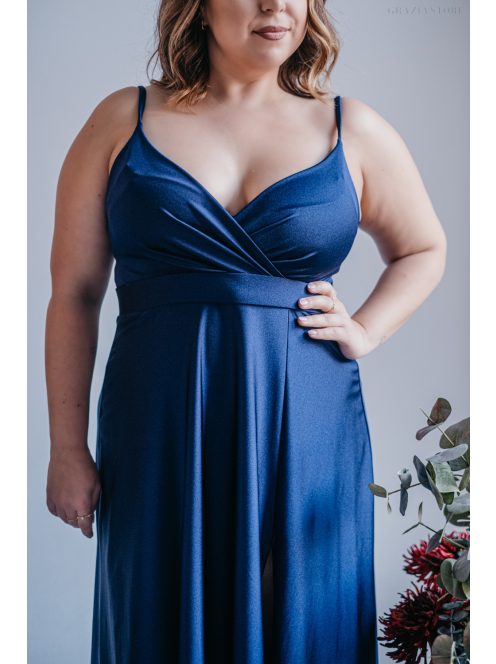 Abigél – átlapolt mellrészű blue scuro színű maxi ruha 