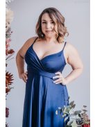 Abigél – átlapolt mellrészű blue scuro színű maxi ruha 