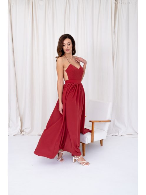 Dalma – hátnélküli muszlin maxi ruha tégla színben