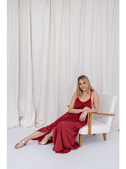 Vanda – derékban megkötős muszlin maxi ruha állítható pántokkal tégla színben