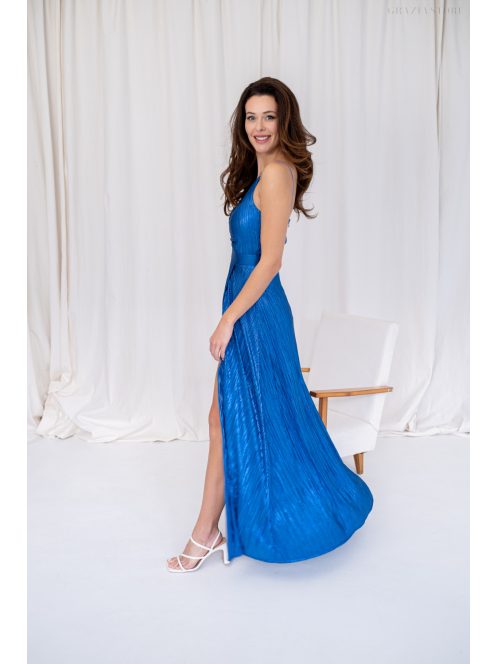Zita – kék színű maxi különleges hátmegoldással fényes pliszírozott anyagból