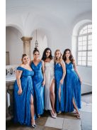 Zita – kék színű maxi különleges hátmegoldással fényes pliszírozott anyagból