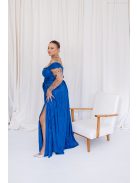 Inez – ráncolt felsőrészű, romantikus ujjú kék színű maxi ruha fényes, pliszírozott anyagból