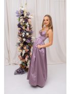 Zenina – V-kivágású szatén maxi ruha spagetti pántokkal mályva színben 