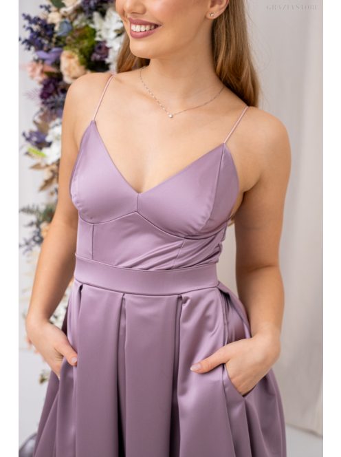 Zenina – V-kivágású szatén maxi ruha spagetti pántokkal mályva színben 