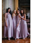 Pandóra – strasszköves tüll palást mályva színben.