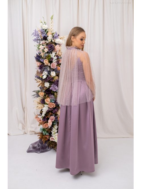 Pandóra – strasszköves tüll palást mályva színben.