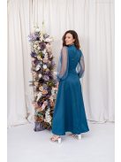 Írisz - Különleges dekoltázsú maxi hosszú, strasszos tüll ujjakkal petrolkék színben, szatén anyagból