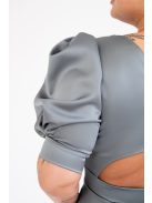 Andrea – zöldesszürke szatén maxi ruha puffos ujjakkal és különleges hátkivágással 