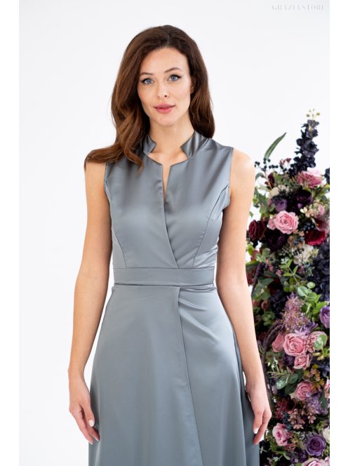 Írisz - Különleges dekoltázsú, ujjatlan, zöldesszürke maxi ruha.