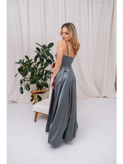 Chloe – Vékony pántos, szív kivágású maxi ruha zöldesszürke színben szatén anyagból