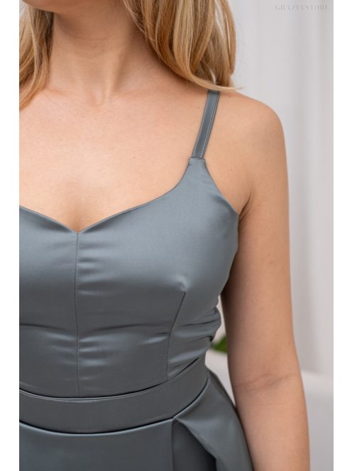 Chloe – Vékony pántos, szív kivágású maxi ruha zöldesszürke színben szatén anyagból