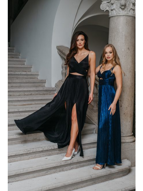 Yvonne - maxi ruha keresztezett felsővel fekete színben pliszírozott anyagból