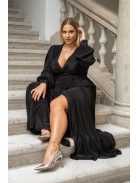 Daisy – átlapolt, hosszú ujjú pliszírozott maxi ruha fekete színben