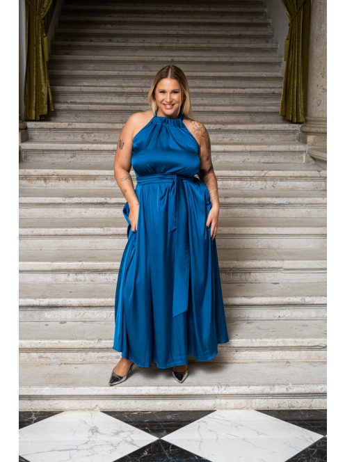 Olga – nyak és derékban megkötős maxi ruha light szatén anyagból petrolkék színben