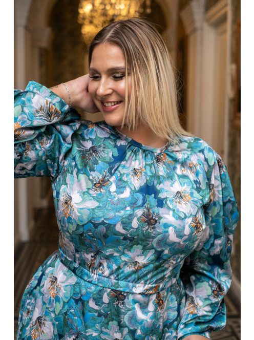 Dia – felgombolható hosszú ujjú maxi ruha mintás, light szatén anyagból 